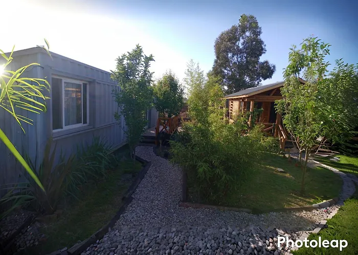 Foresta Acantilados, Casa Container Y Cabana De Troncos