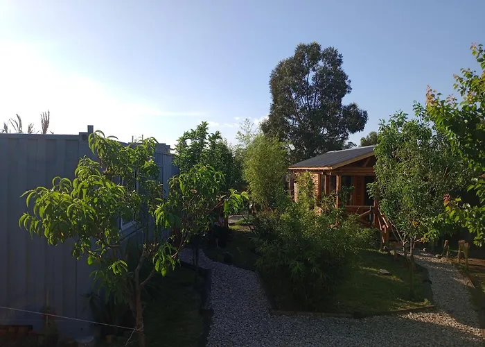 Foresta Acantilados, Casa Container Y Cabana De Troncos